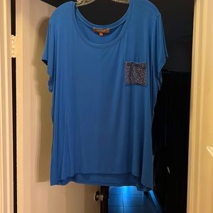 Selling beautiful blue Ellen Tracy shirt